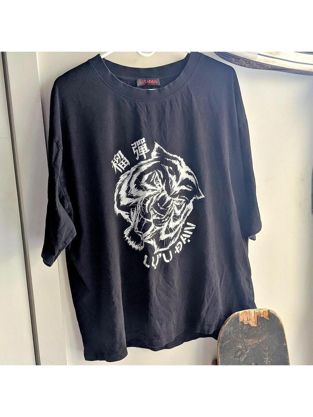 LUU DAN Tiger Graphic Oversized Heavyweight T-Shirt - Black - Size XL